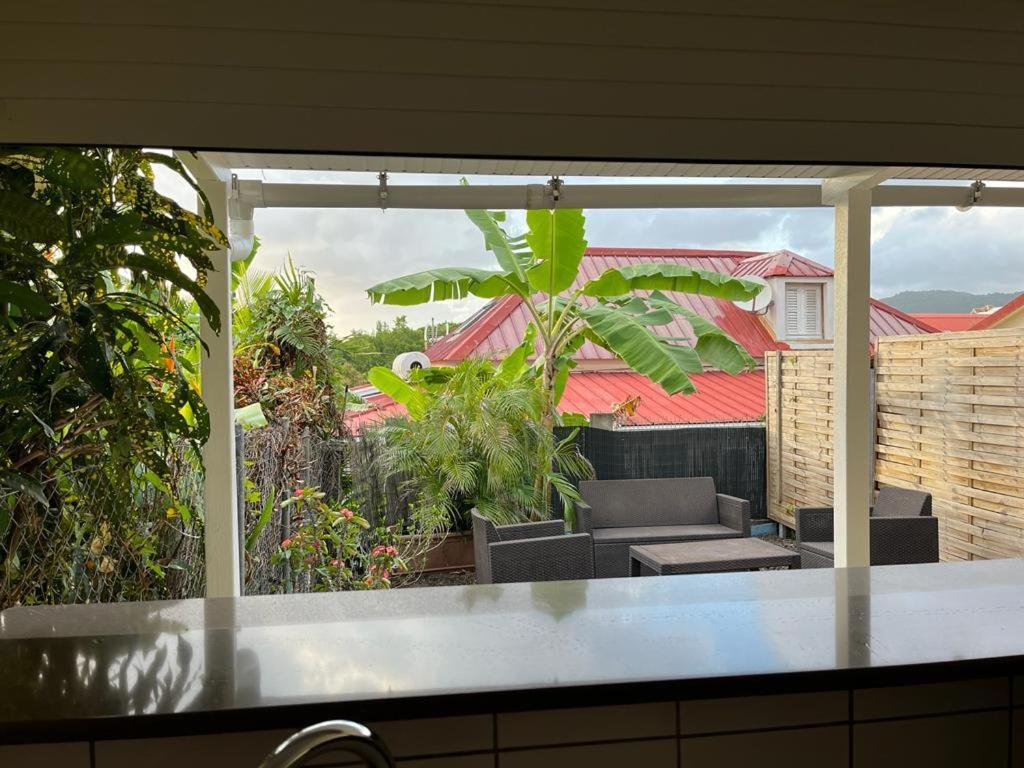 Agreable Appartement En Rez-De-Jardin A 450M De La Mer Sainte-Anne Kültér fotó